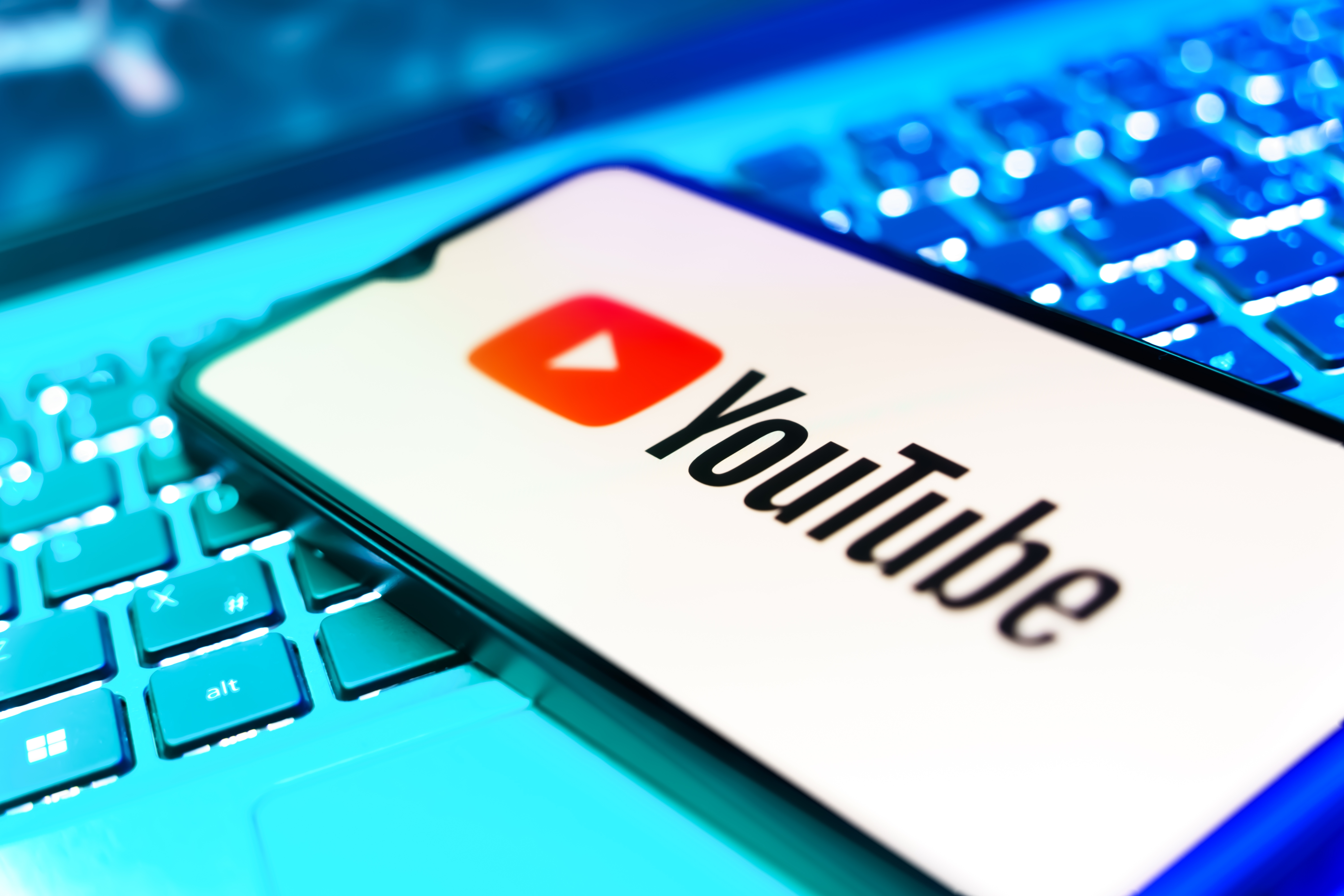 YouTube ustawi twórców do pionu? Zapowiada zaostrzenie kar