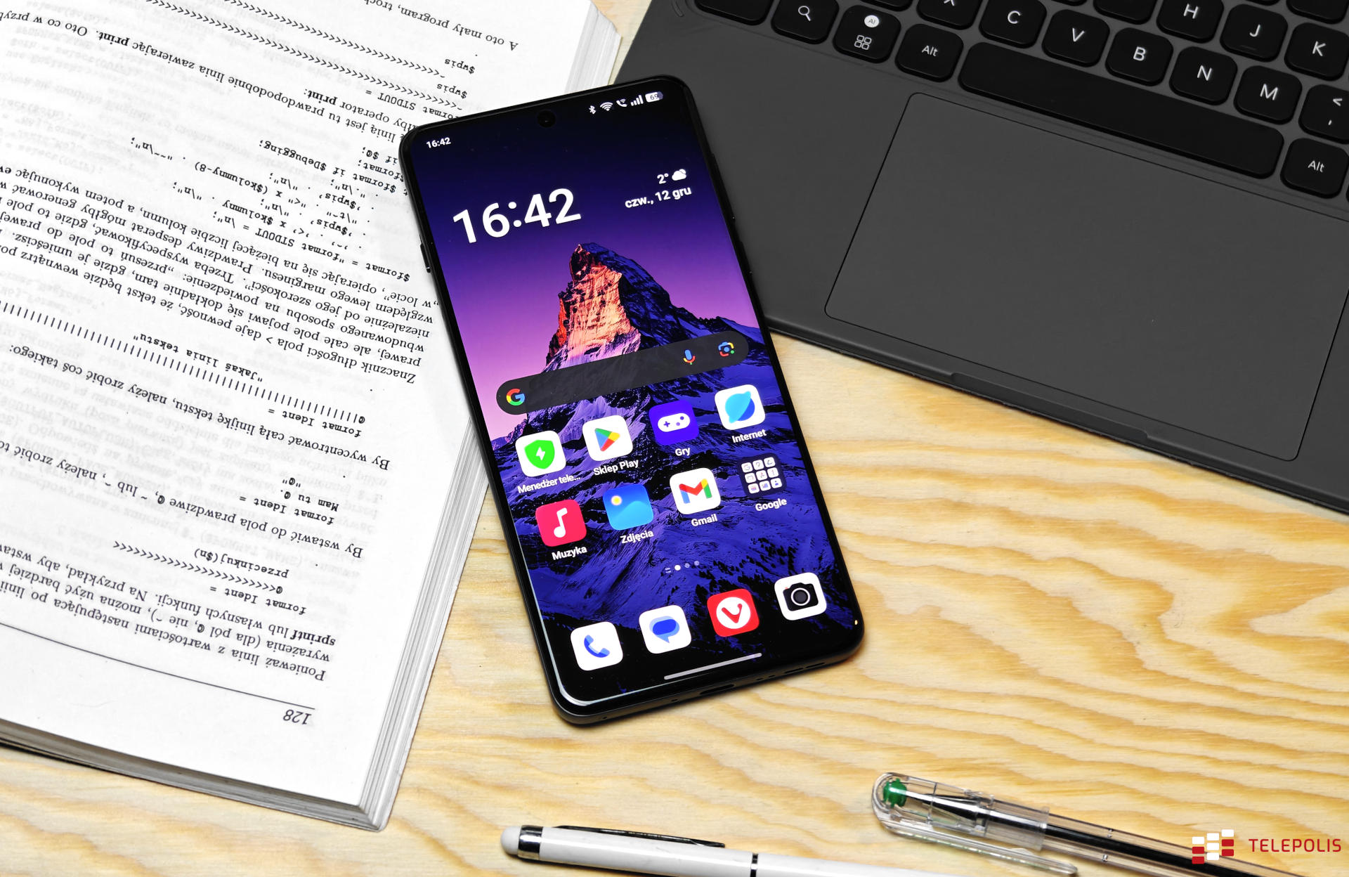 Najlepszy telefon 2024 - przyznaliśmy Gorące Telefony!