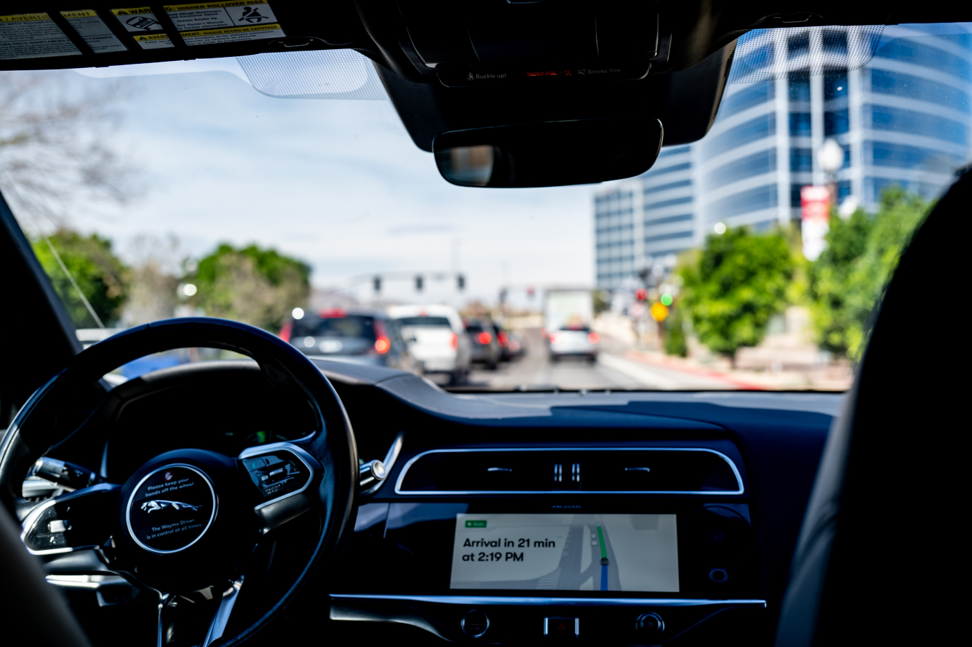 Chciał ukraść robotaxi Waymo. Tego się nie spodziewał