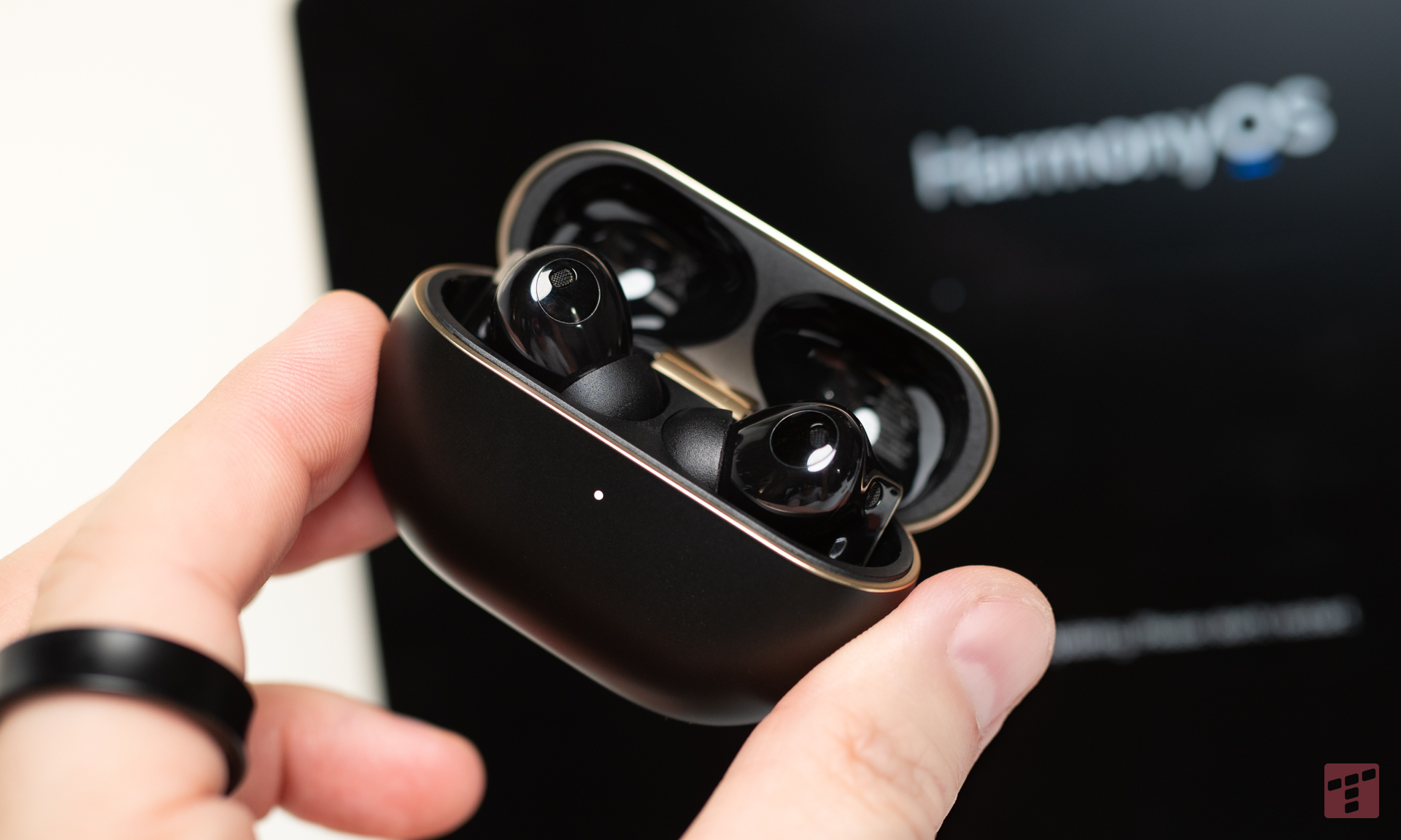 Huawei FreeBuds Pro 4 - jeden test, trzy opinie