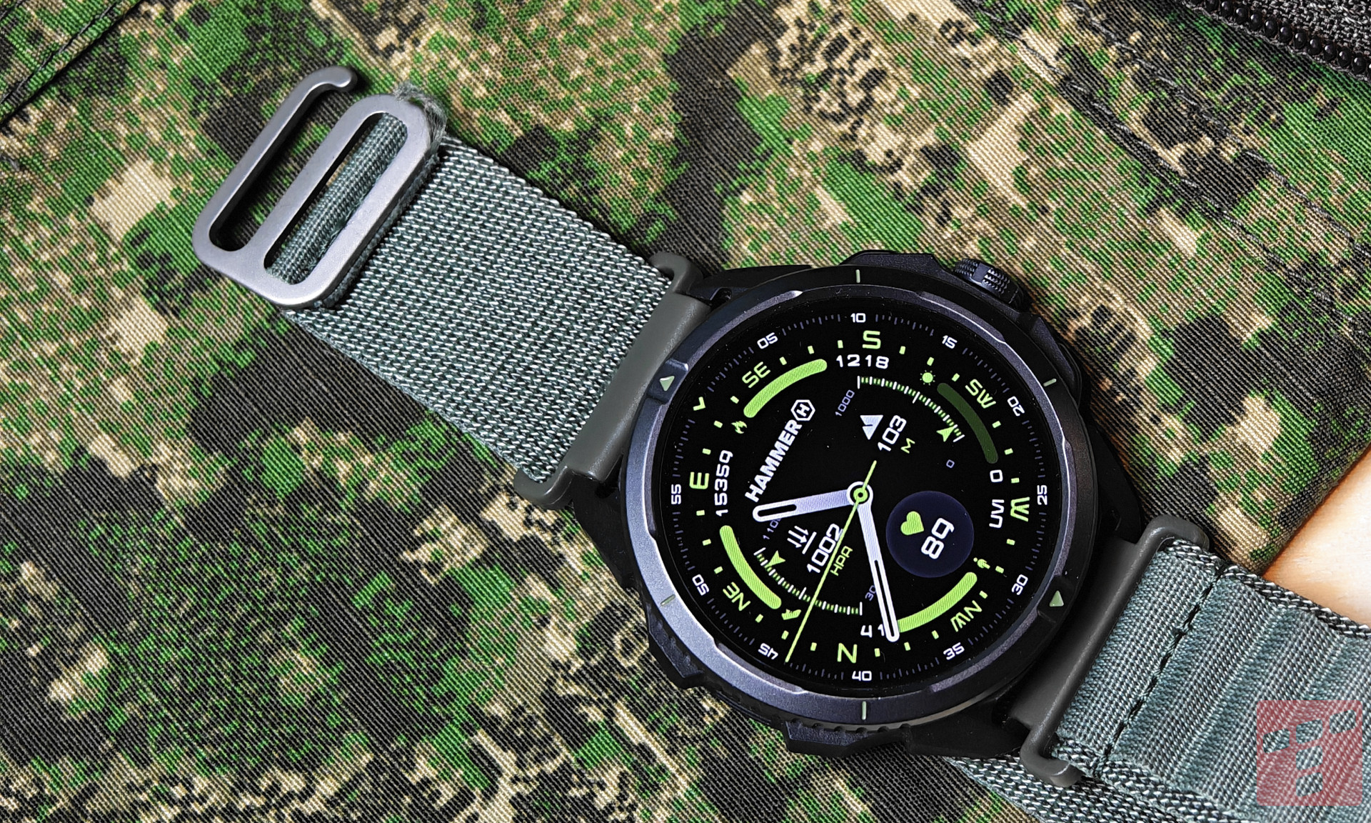 Hammer Watch 2 - militarny sznyt i przystępna cena (test)