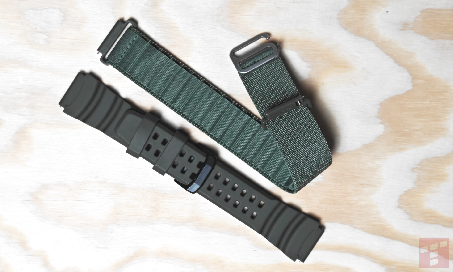 Hammer Watch 2 - militarny sznyt i przystępna cena (test)