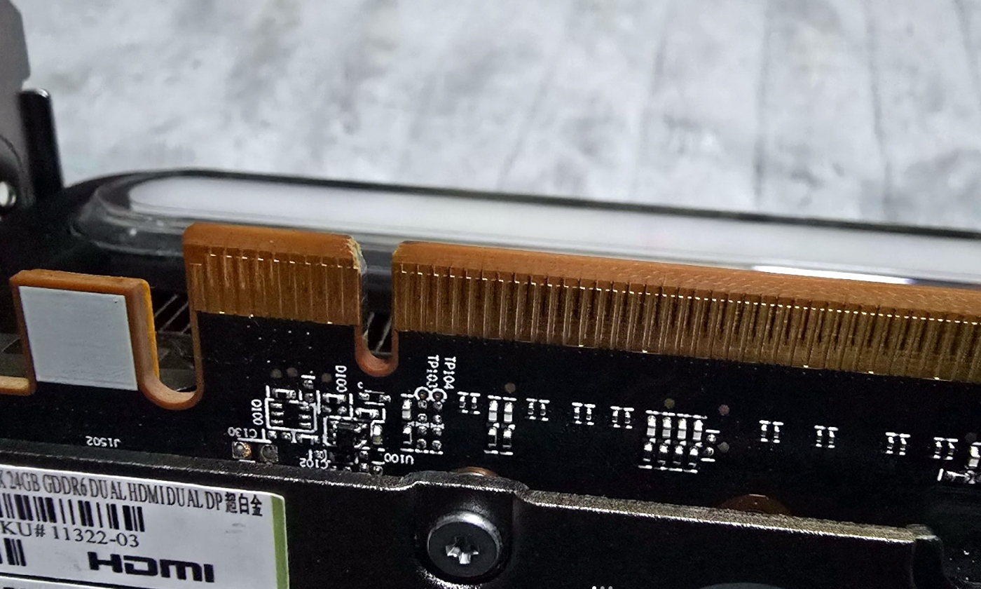 ASUS odpowiada na zarzuty. To nie uszkodzenia, to zużycie