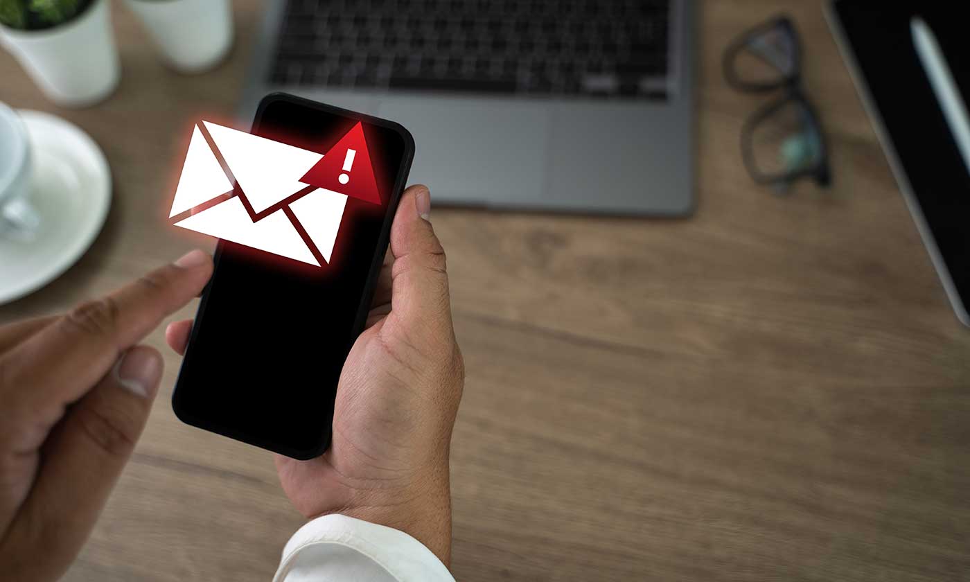 Jesteś atakowany takimi SMS-ami? Zwróć uwagę na jeden szczegół