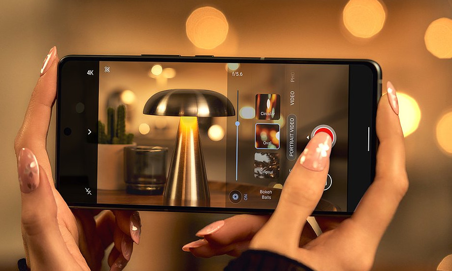 Asus Zenfone 12 Ultra już w Polsce. Cena na start może zachęcać