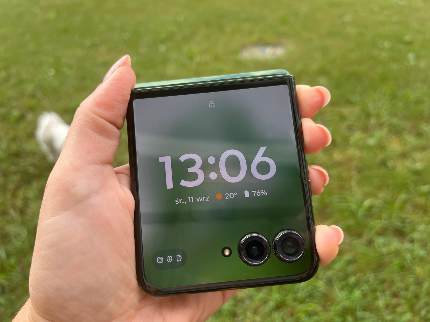 Motorola Razr Ultra 2025 totalnie bez kompleksów. Strzeż się Samsungu