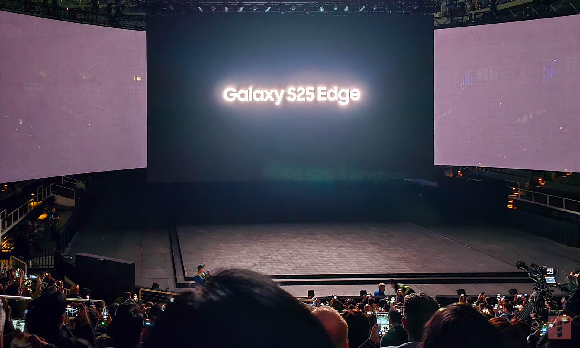 Galaxy S25 Edge: ultracienki, ale bez teleobiektywu i z mniejszą baterią