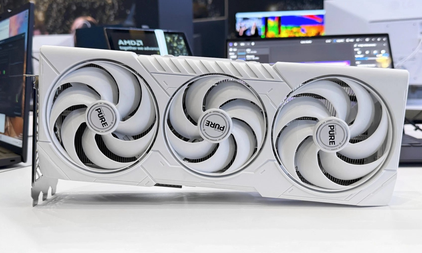 Sapphire Radeon RX 9070 XT PURE w pełnej okazałości