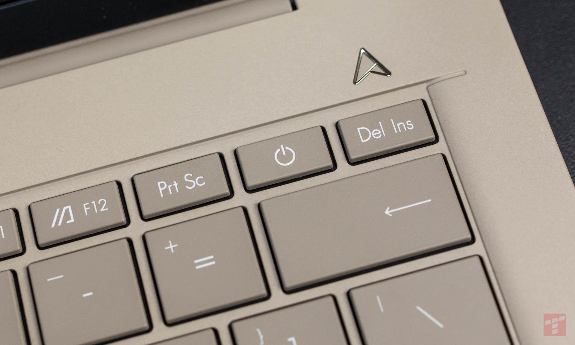 Asus Zenbook A14 – moc ARM w eleganckim wydaniu (test)