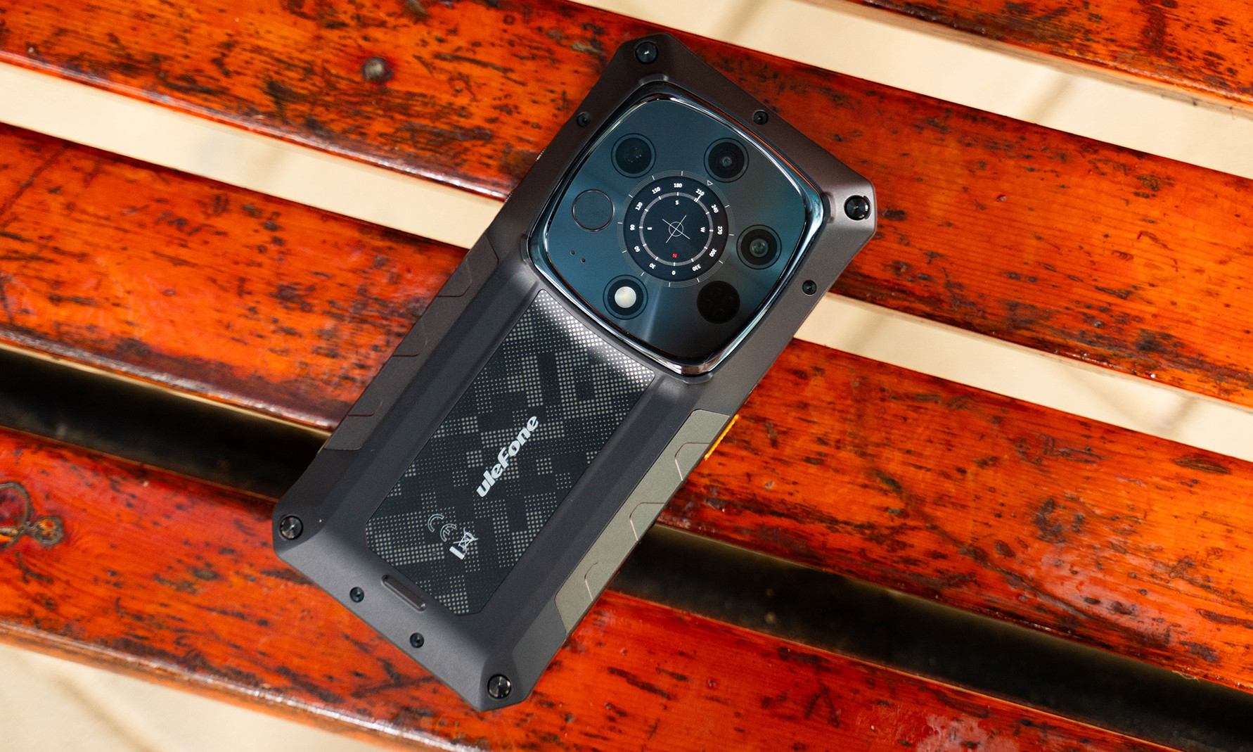 Ulefone Armor 28 Ultra. Cena najlepszego pancerniaka będzie odstraszać