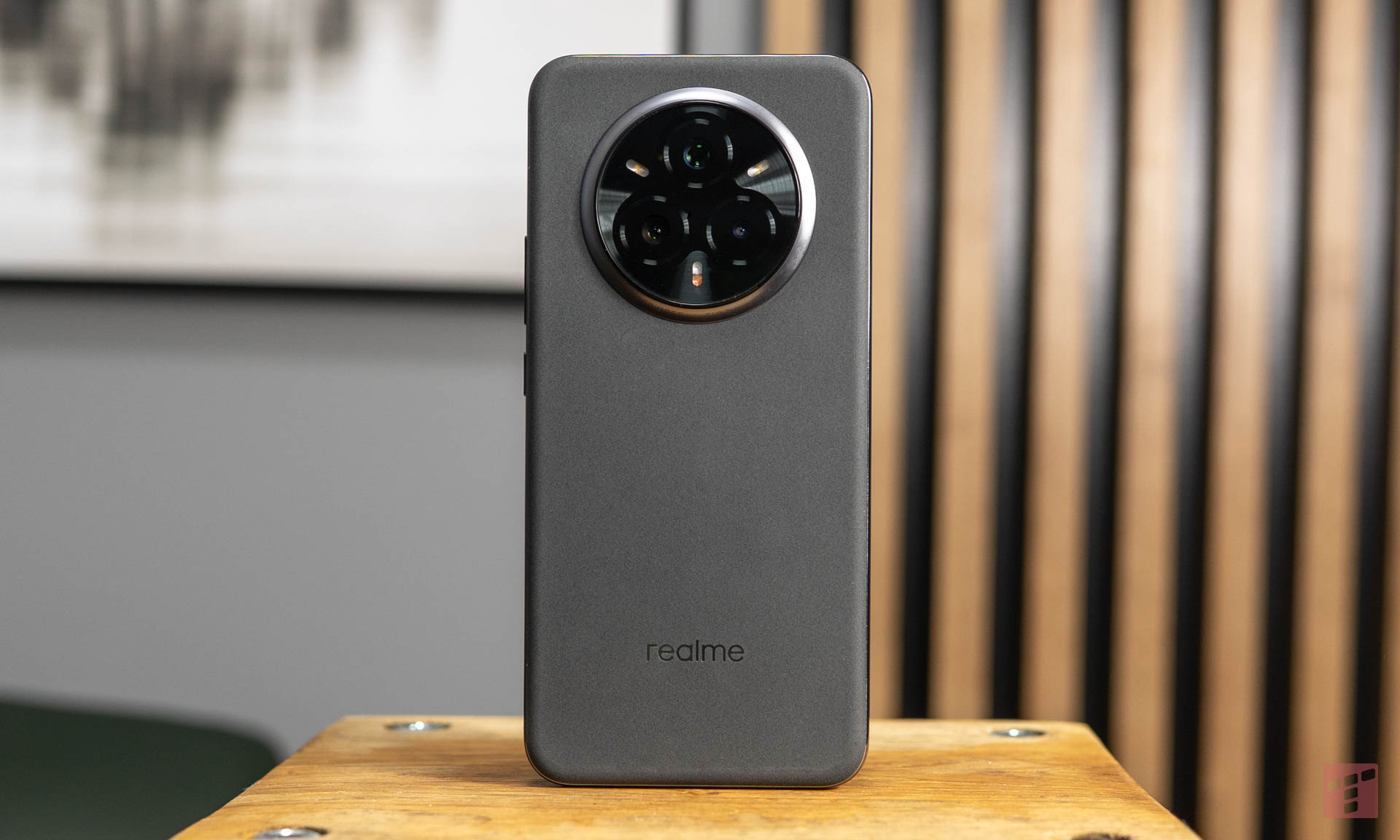 Realme 14 Pro+ 5G – solidny gracz na średniej półce (test)