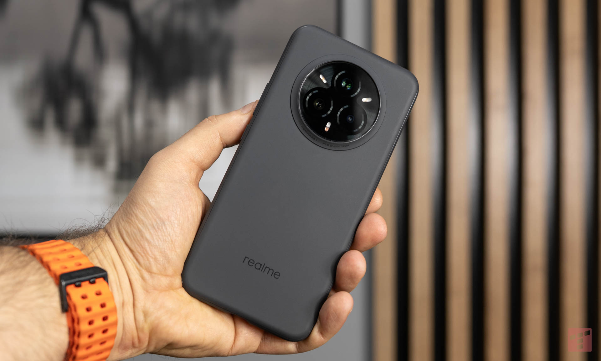 Realme 14 Pro+ 5G – solidny gracz na średniej półce (test)