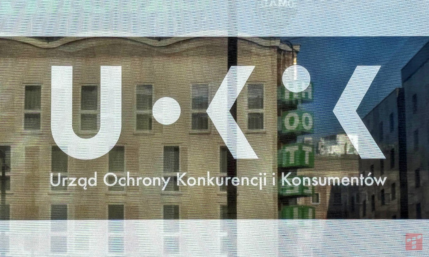 Szybki zysk czy finansowa pułapka? UOKiK ostrzega przed inwestycjami internetowymi