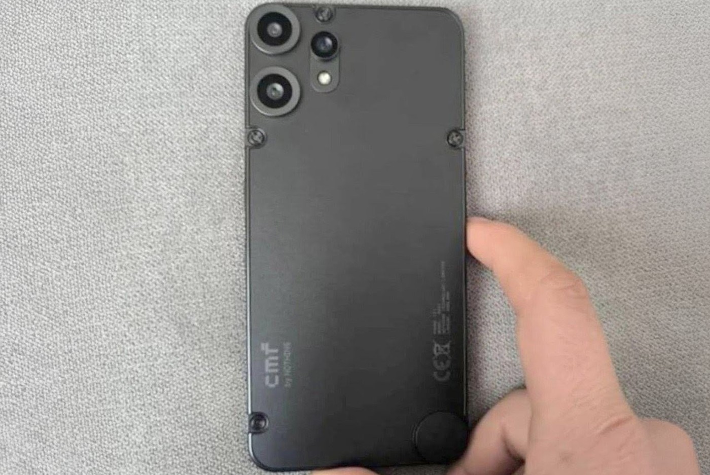 CMF Phone (2) nadchodzi. Nothing szykuje ulepszony aparat w budżetowcu