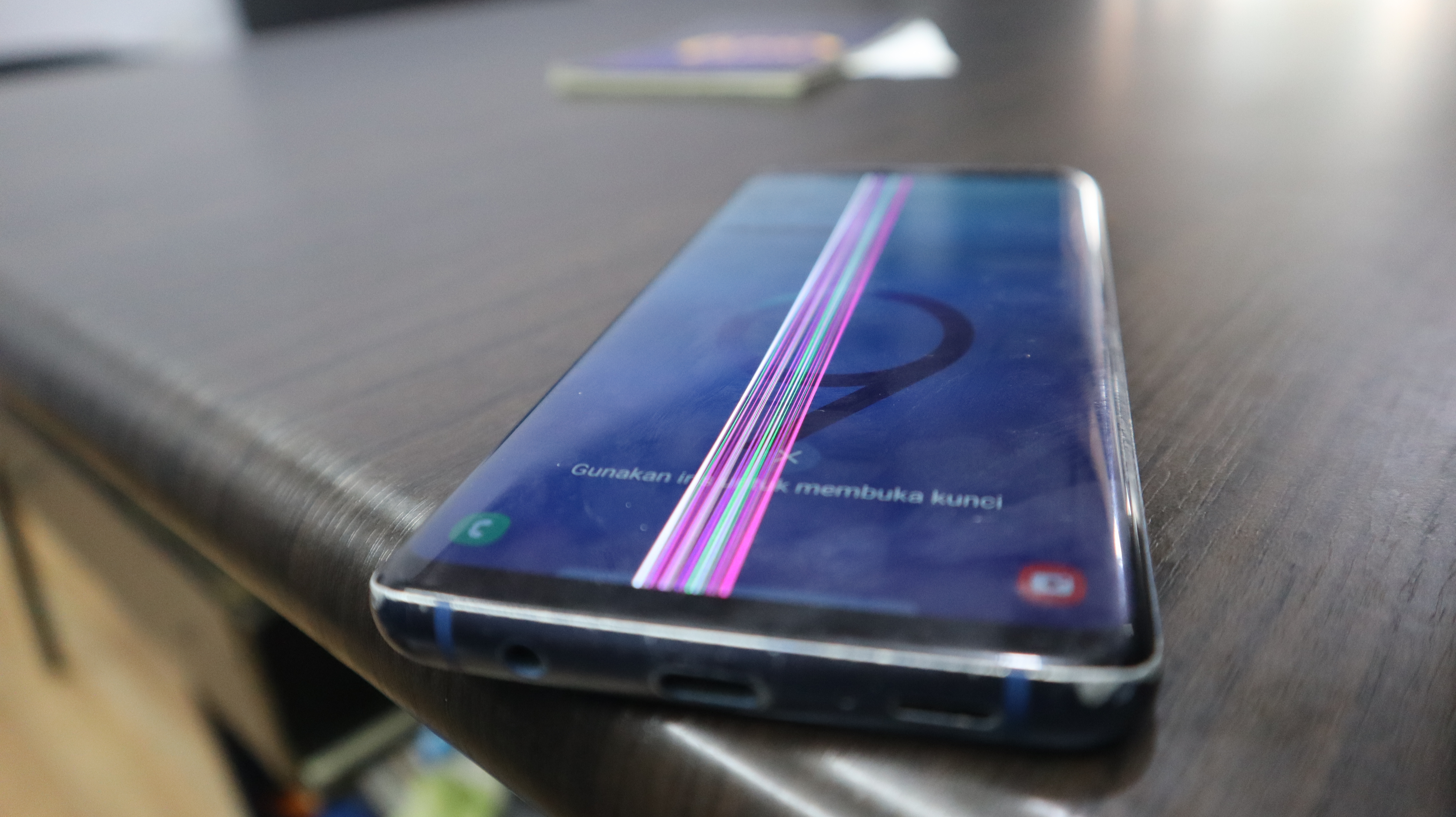 Samsung i BOE znów łapią się za łby. W tle względy Apple'a