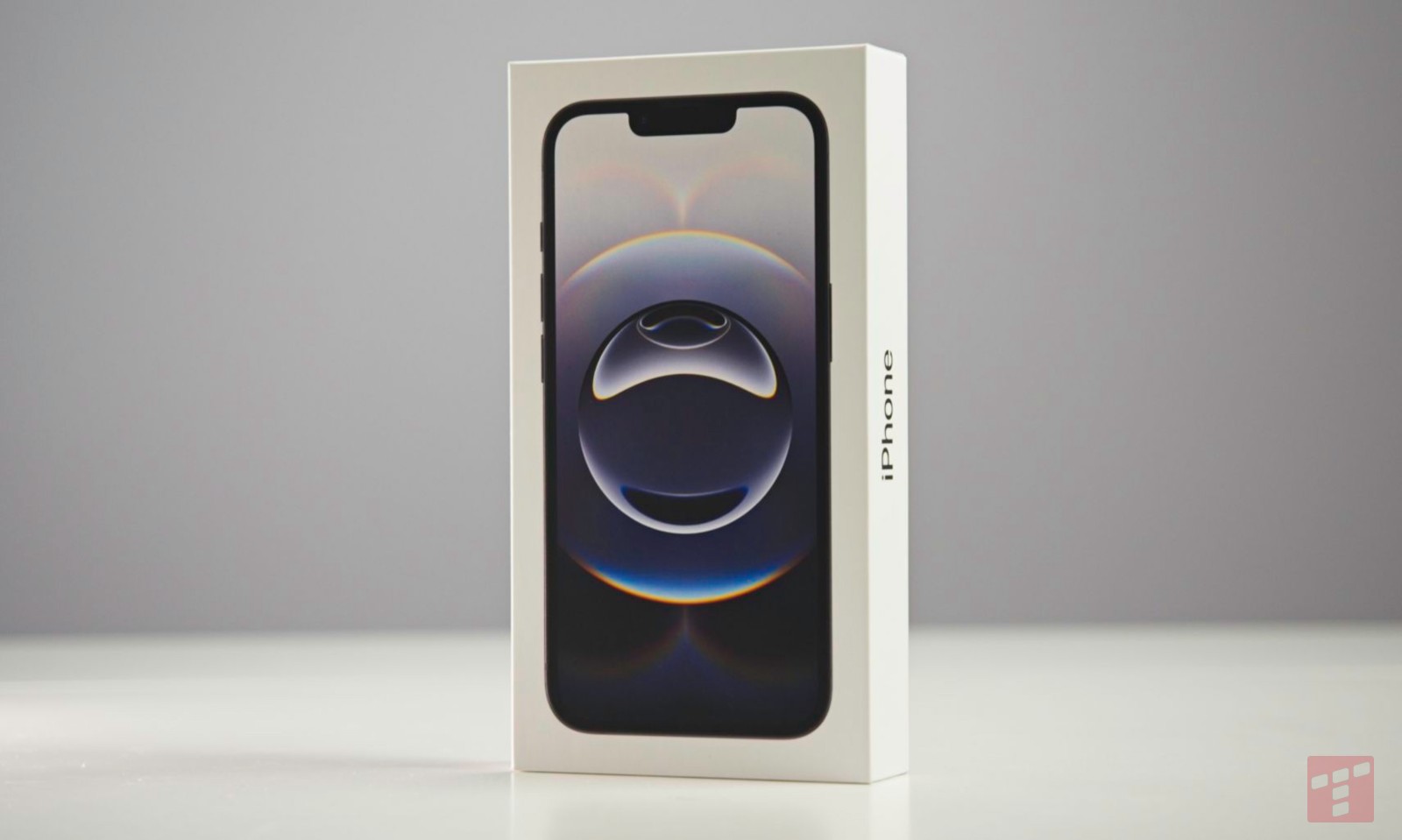 Niech bieda hejtuje – ja go uwielbiam. Test iPhone 16e
