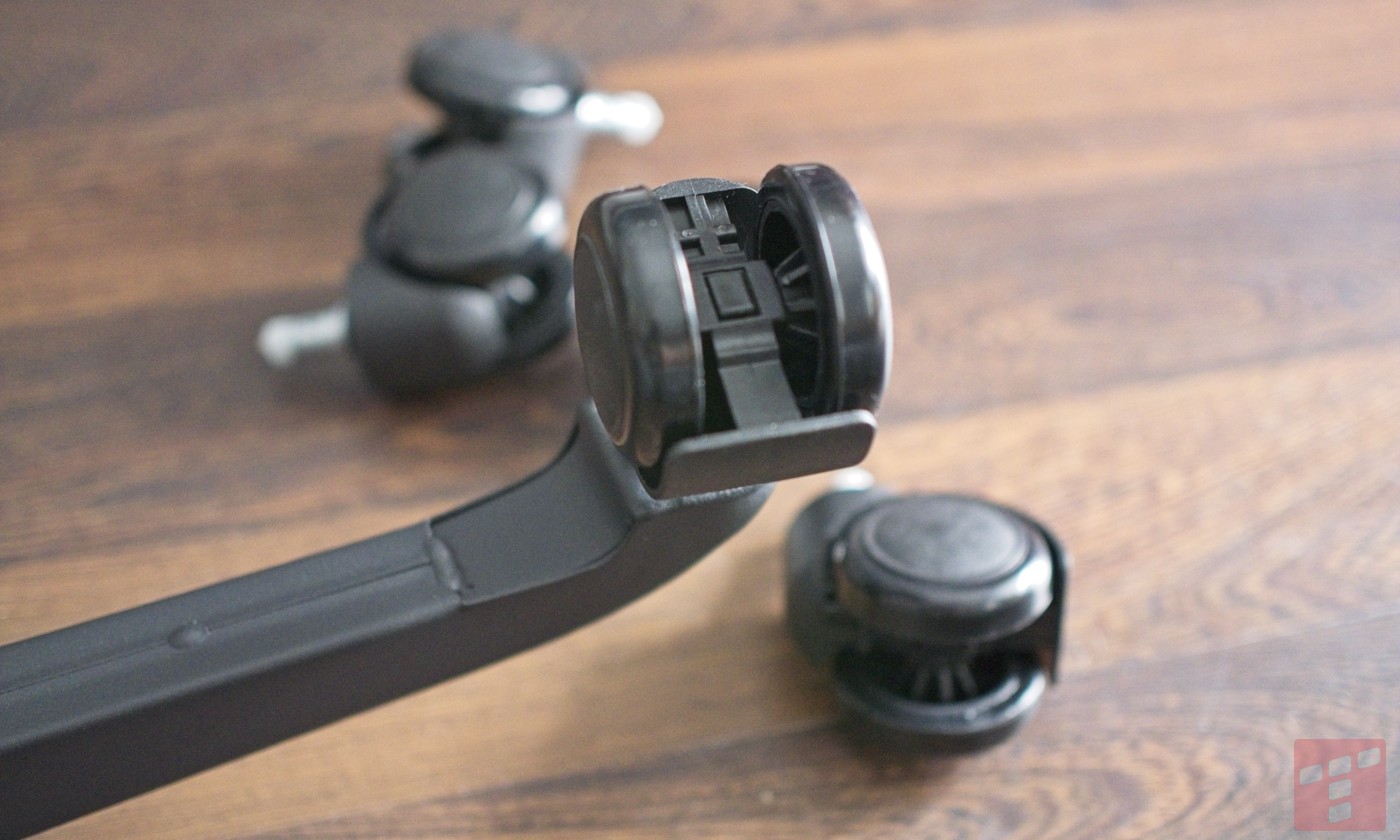 Razer Iskur V2 X – „Budżetowy” fotel za 1300 zł? Sprawdzam, czy warto
