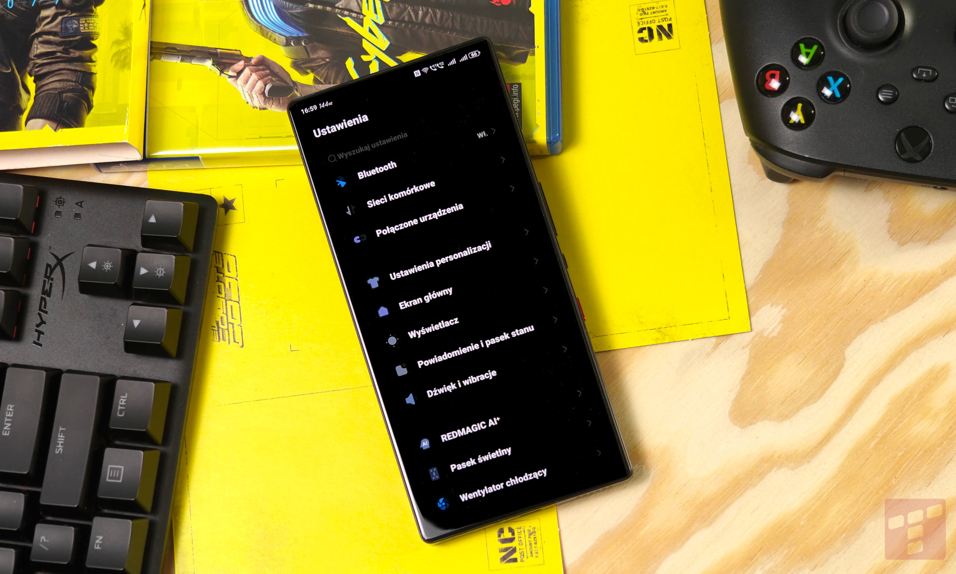 Redmagic 10 Pro: Ekran bez wycięcia i bateria 7050 mAh (test)