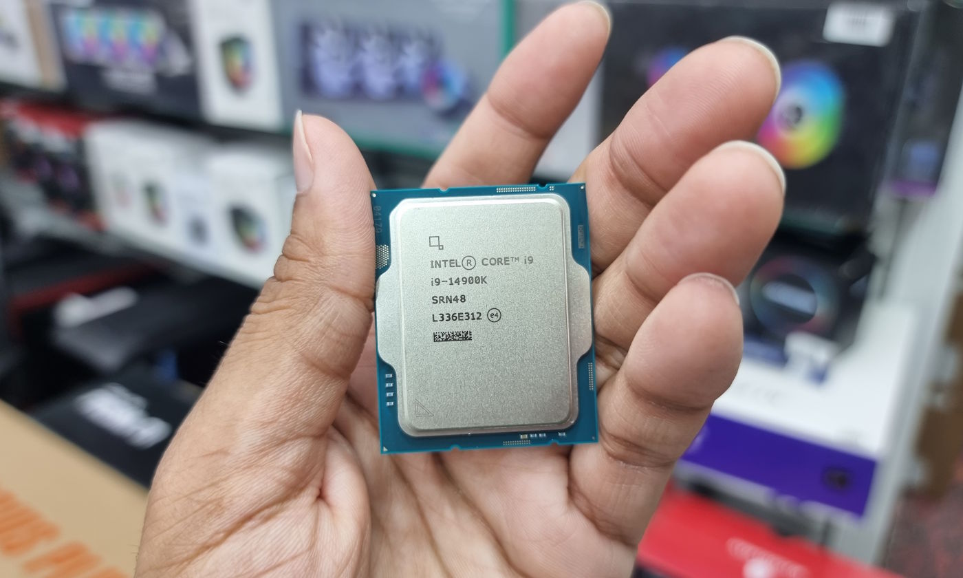 Intel chce iść w ślady AMD. Szykuje procesory w stylu modeli X3D