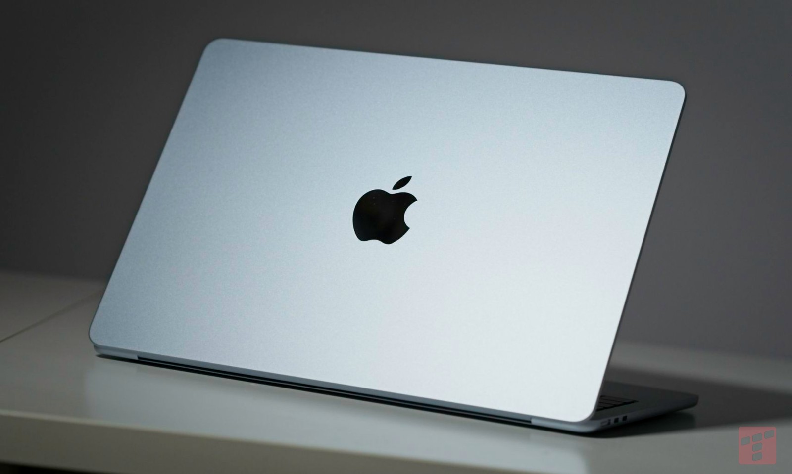 Kupiłem to w sklepie Apple i to był błąd. Teraz czekam na zwrot pieniędzy