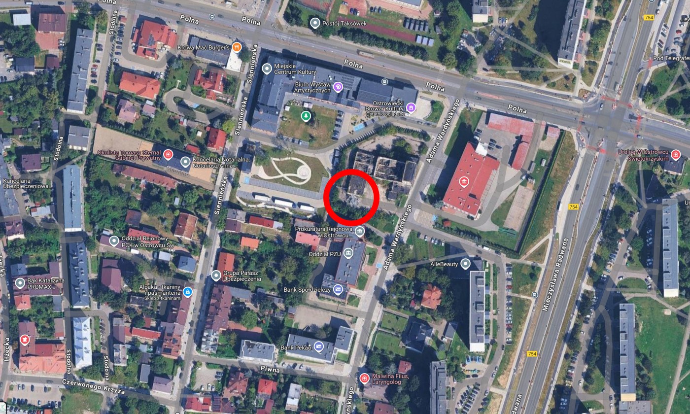 Koniec batalii. Maszt w Ostrowcu do rozbiórki