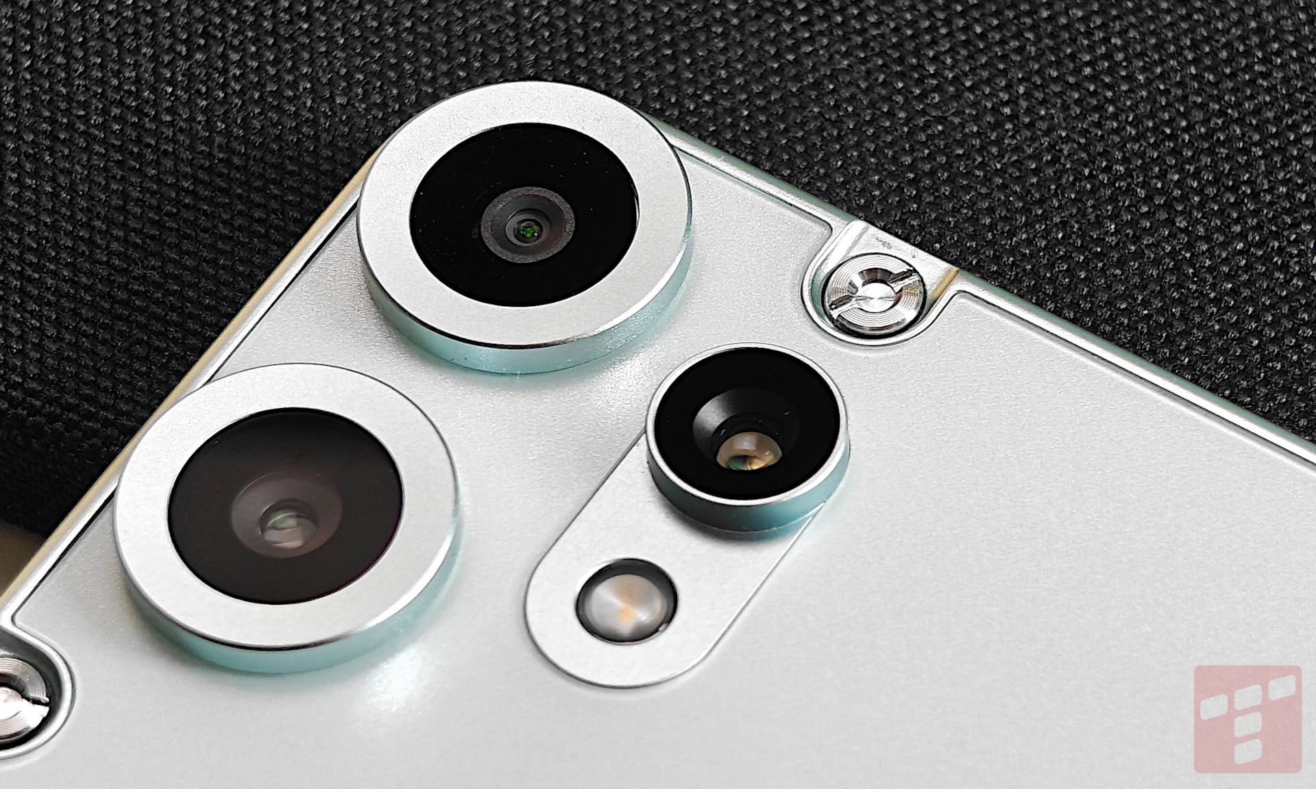 Nothing CMF Phone 2 Pro: nowy król smartfonów do 1 tys. zł