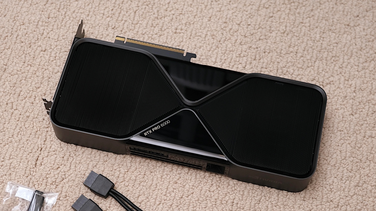 NVIDIA RTX Pro 6000 przetestowany. Jest szybszy niż GeForce RTX 5090