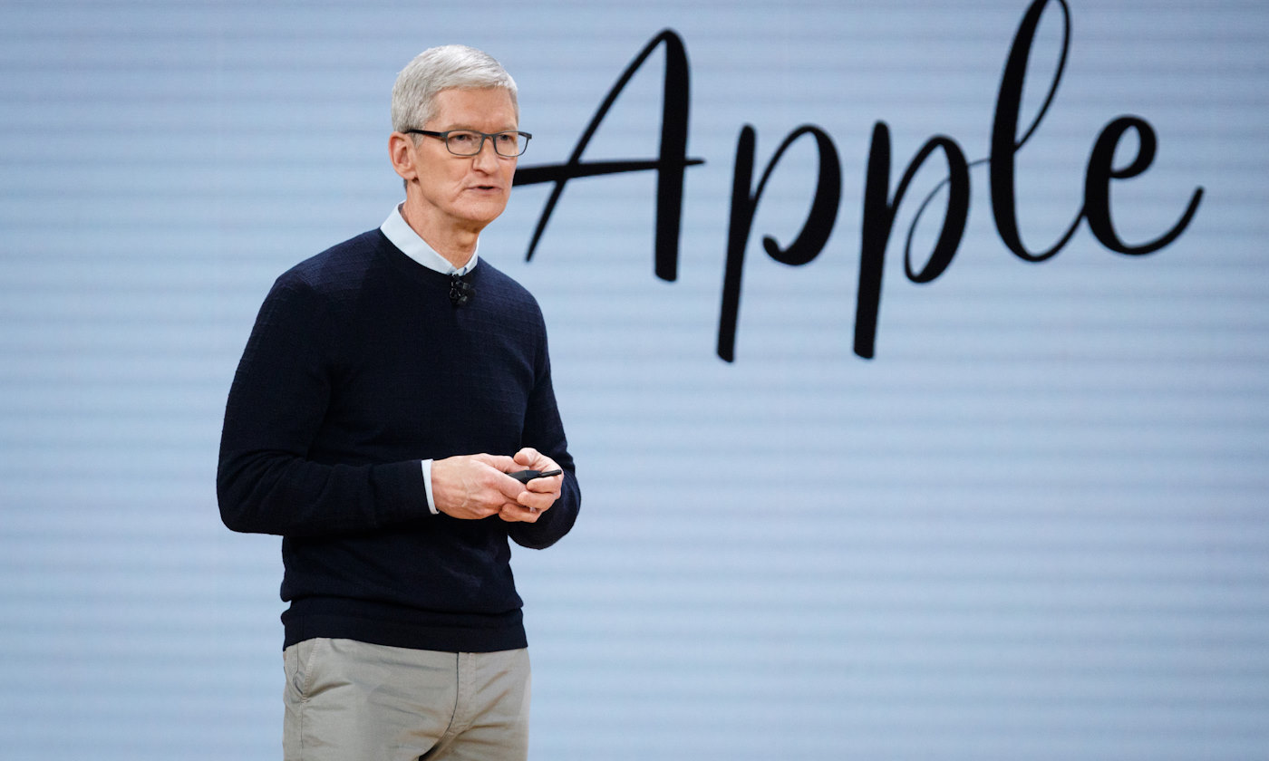 Apple współpracuje z Chinami. Biały Dom krzywo na to patrzy