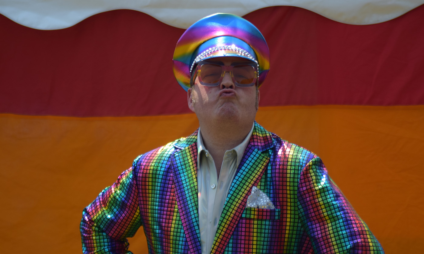 Hańba! Sir Elton John mówi stanowcze "nie" gigantom technologicznym