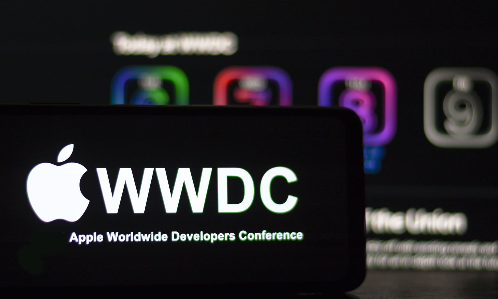 Apple zaprasza na WWDC25. Zadebiutują iOS 19 i iPadOS 19