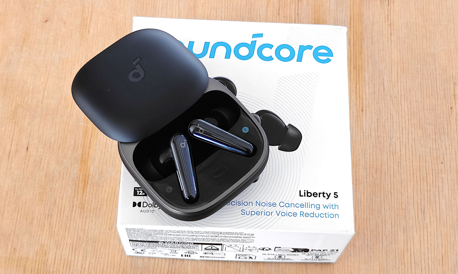 Soundcore Liberty 5 już w Polsce. Zaskoczą cię brzmieniem i ANC