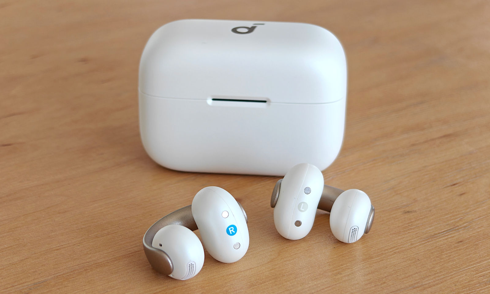 Soundcore AeroClip – nowe słuchawki open-ear w sprzedaży