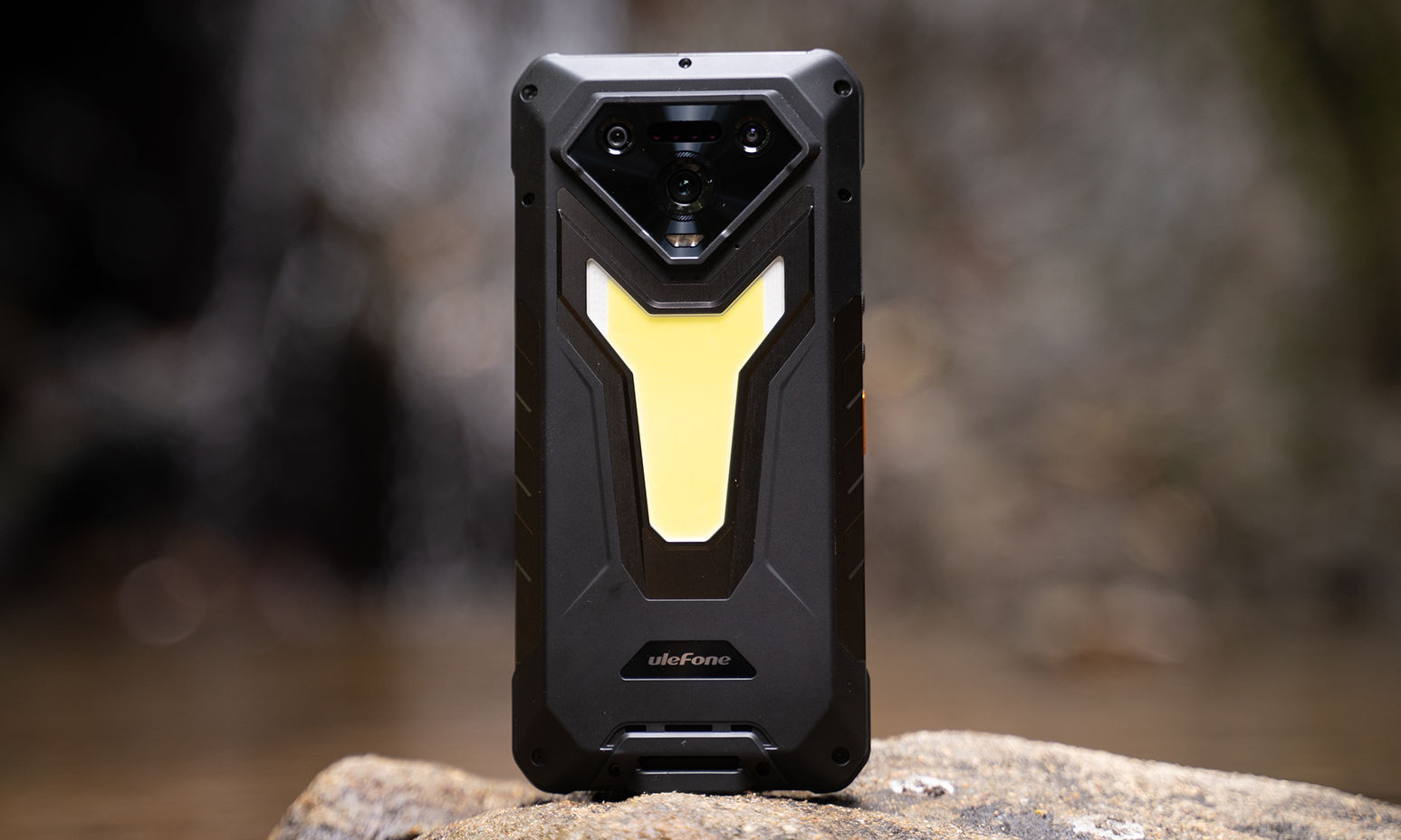 Ulefone Armor 34 Pro to pancerniak z projektorem. Kupisz go w czerwcu