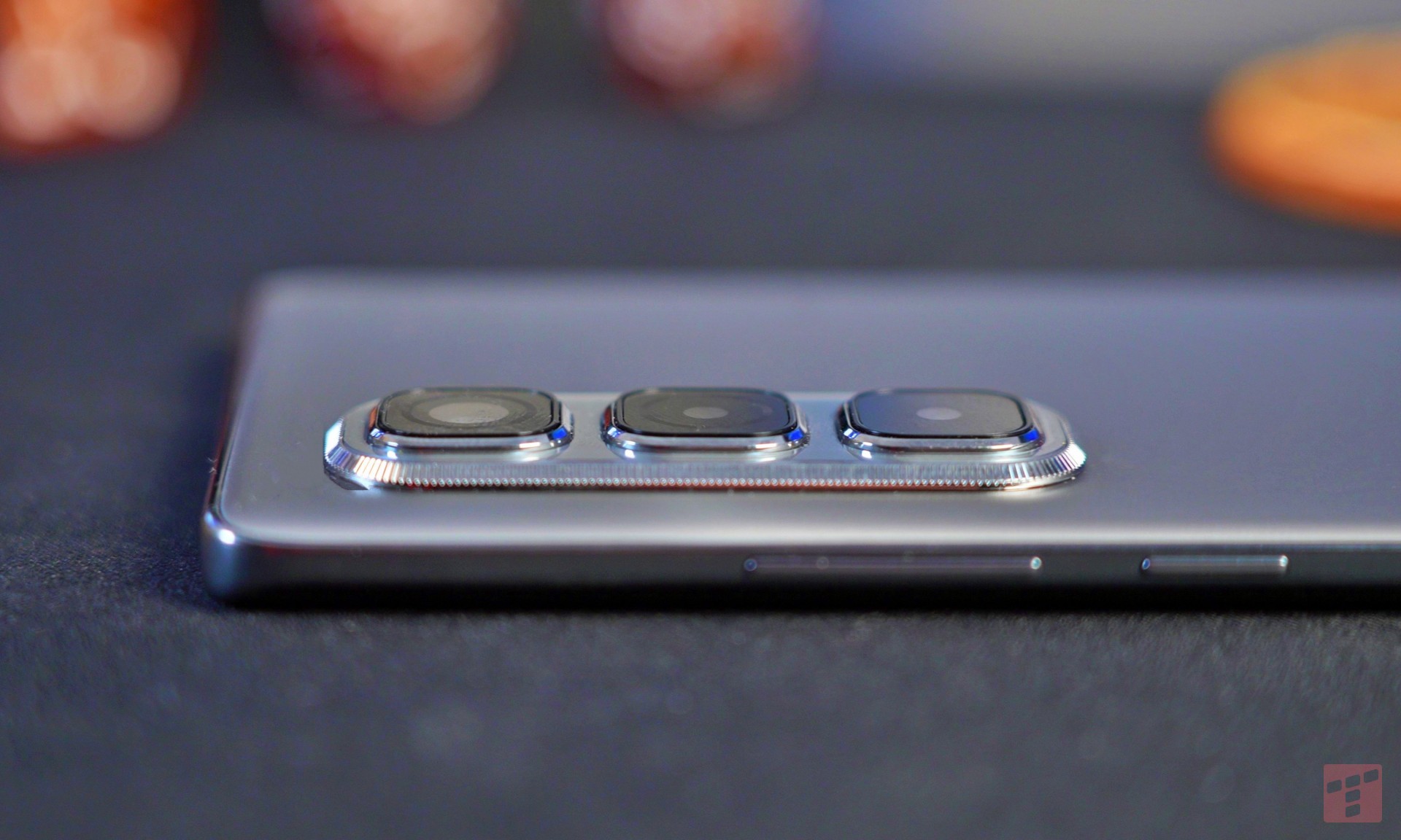 Smukłe smartfony nie muszą być drogie. Test Infinix Hot 50 Pro+