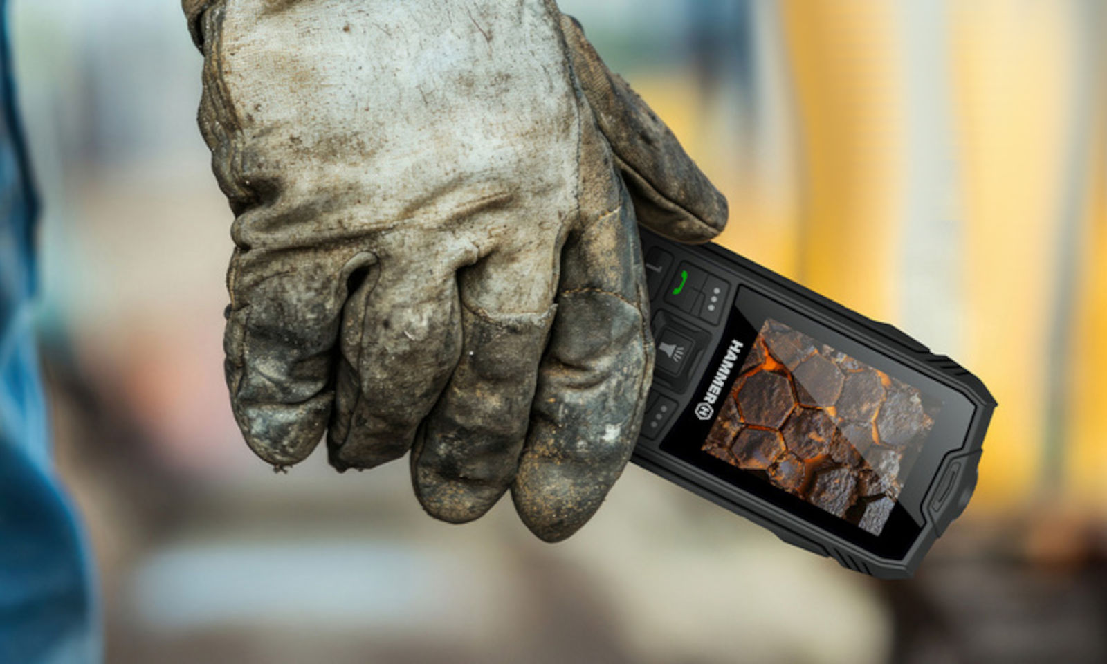 Hammer Rock LTE – pancerny klasyk w odświeżonej wersji z VoLTE