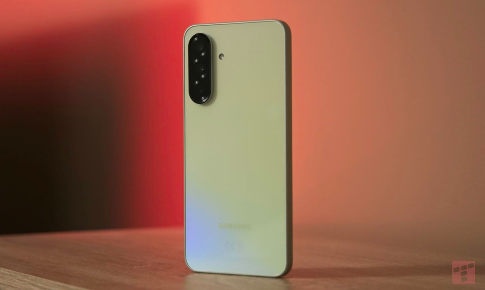 Dlaczego Samsung Galaxy A36 sprzeda się lepiej niż flagowce? Test smartfona za 1300 zł