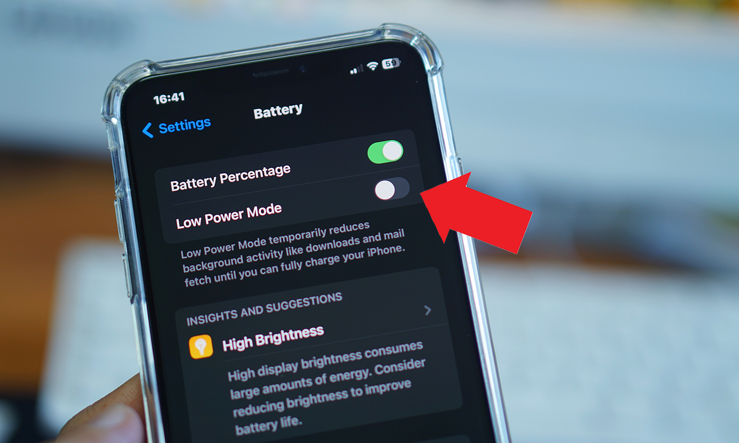 Jak wydłużyć czas pracy baterii w iPhonie? Oto 8 sposobów