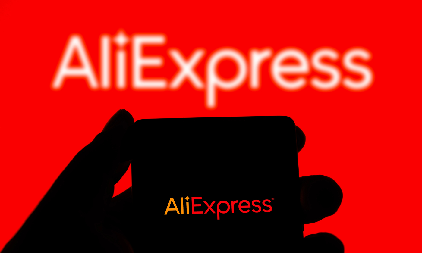 Ten brelok kosztuje na Aliexpress 135 zł i jest warty każdej złotówki