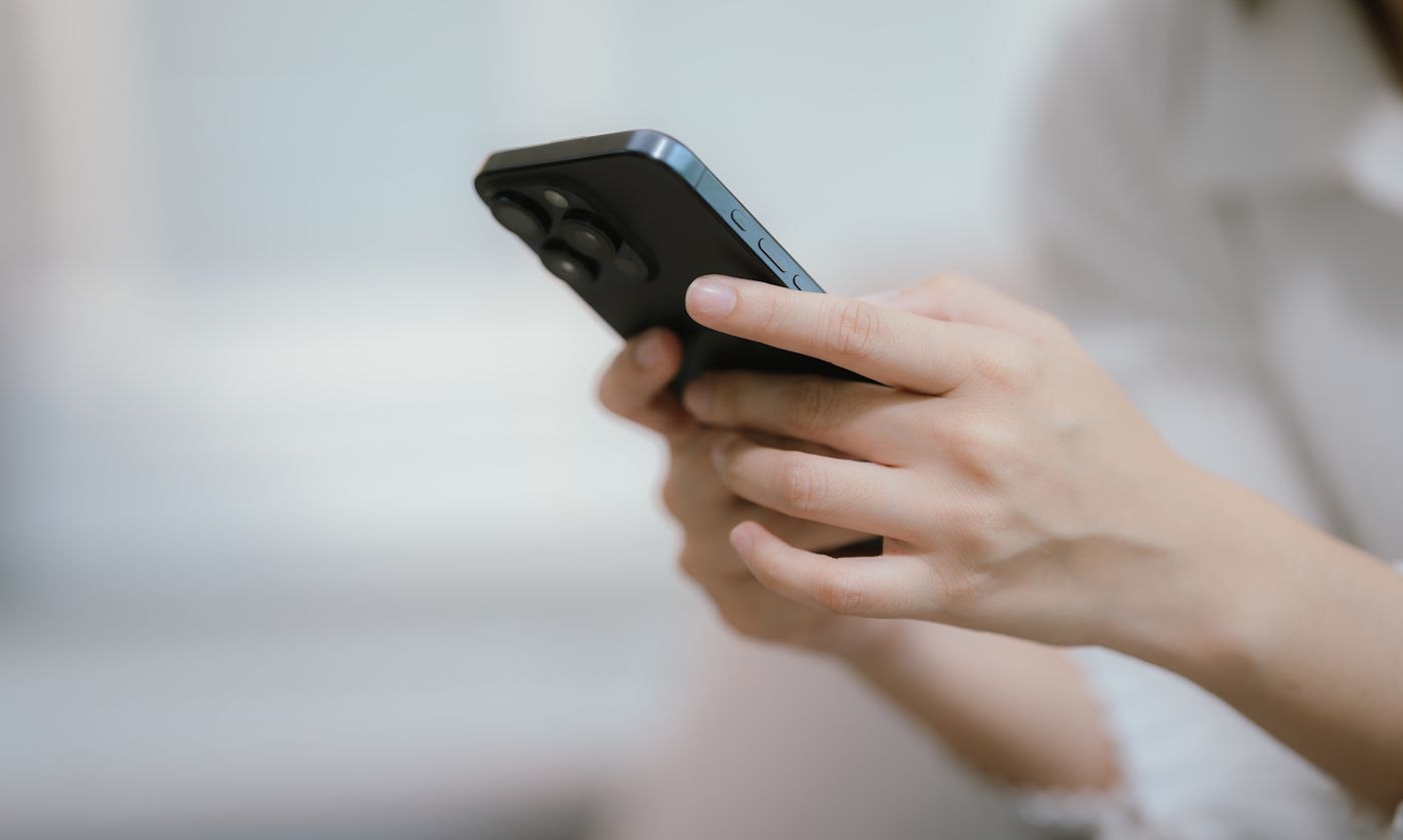 Wszystkie SMS-y to pułapka? Zagrożone konta w 100 krajach