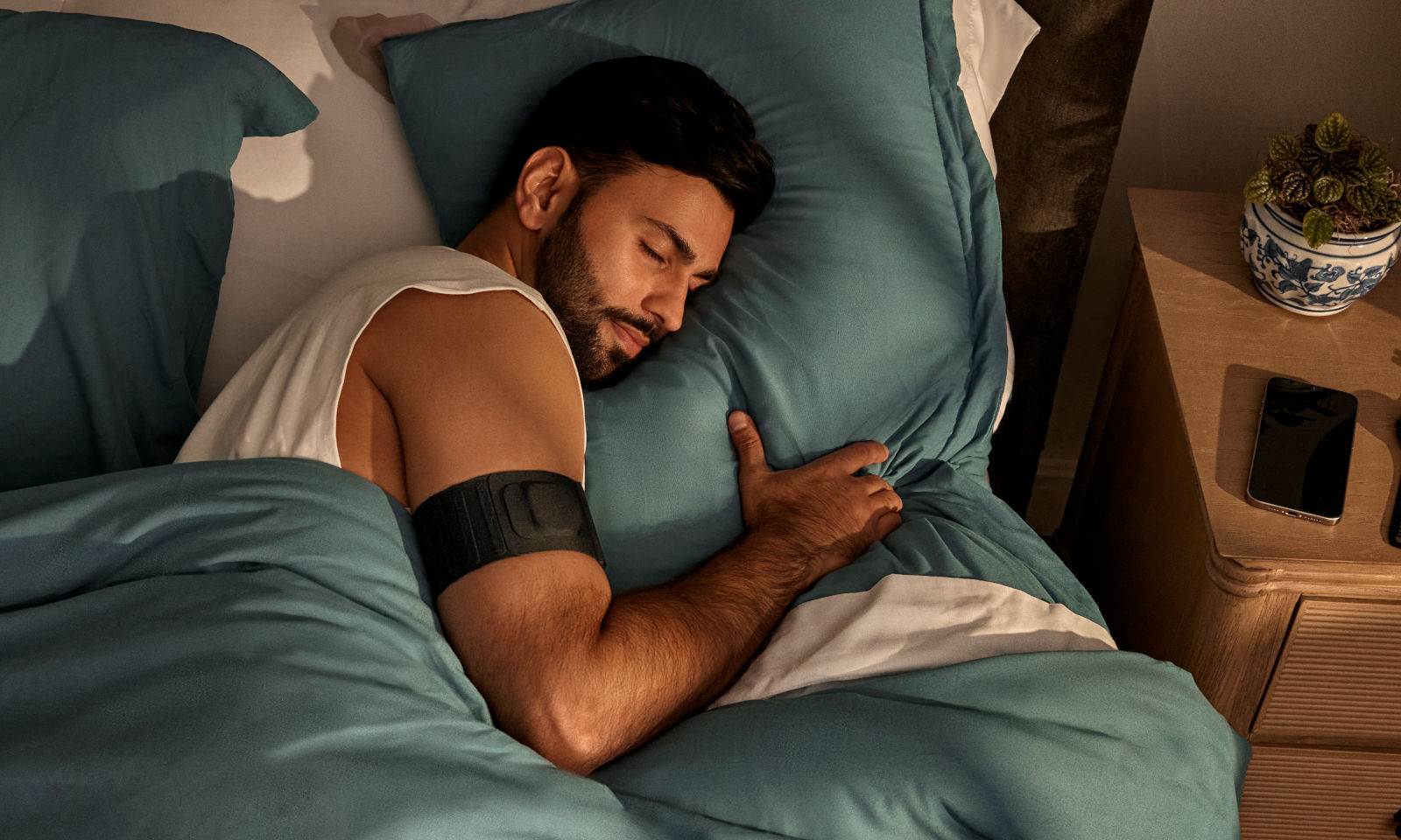Garmin ma nową opaskę – Index Sleep Monitor. Założysz ją na ramię