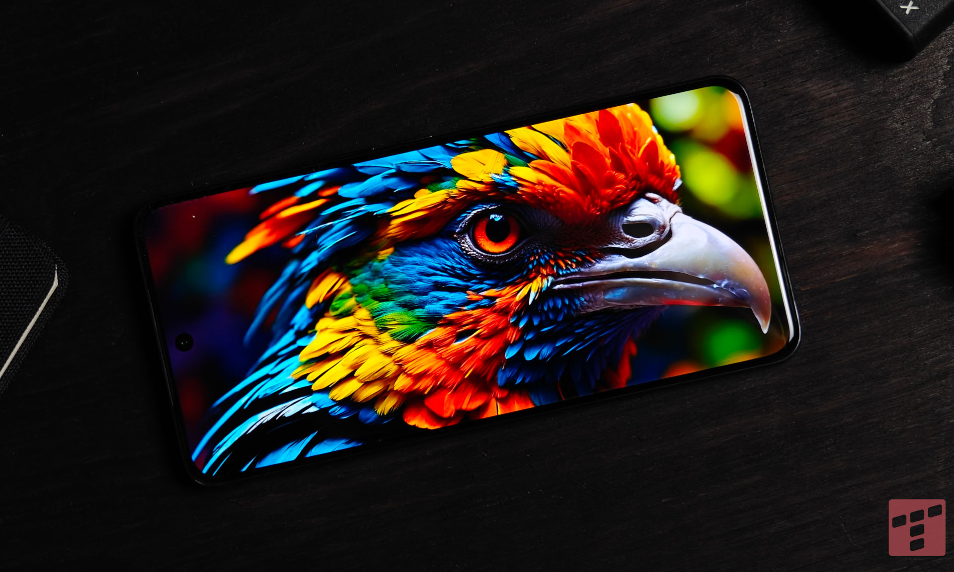 Vivo V50: aparat ZEISS, światło Aura i duża bateria (test)