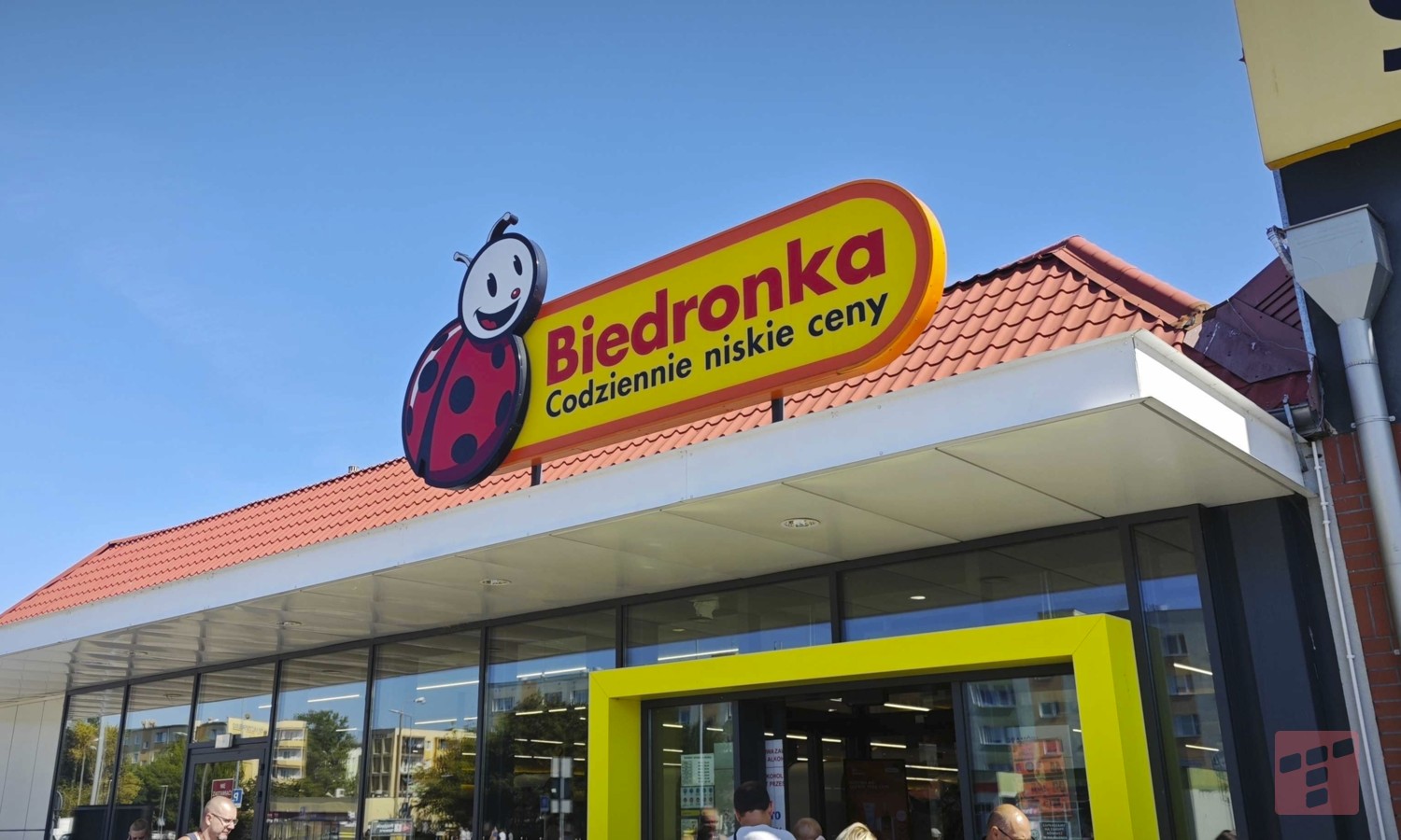 Biedronka rozdaje powerbanki za 1 zł. Oto zasady