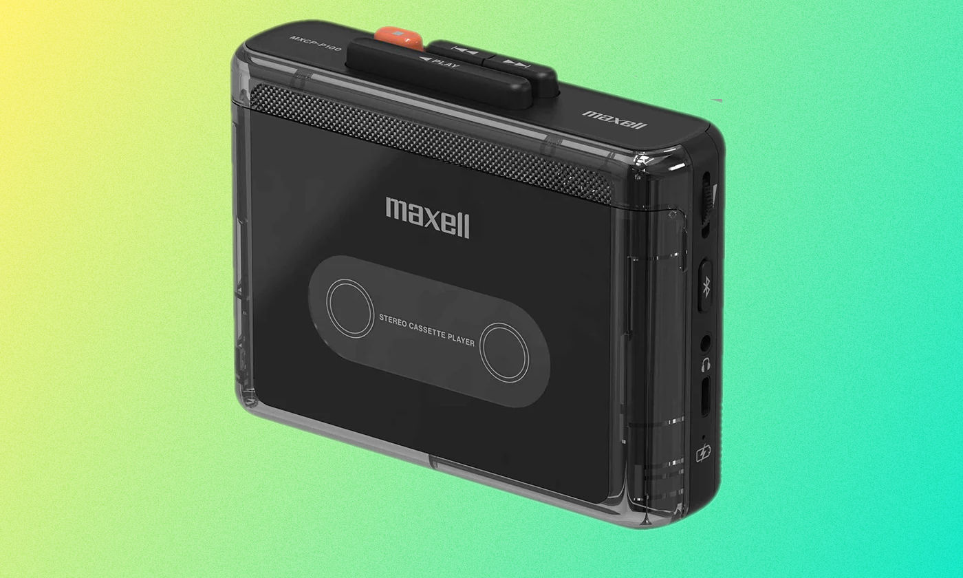 To nowoczesny Walkman. Odtwarza kasety i ma USB-C, oraz Bluetooth