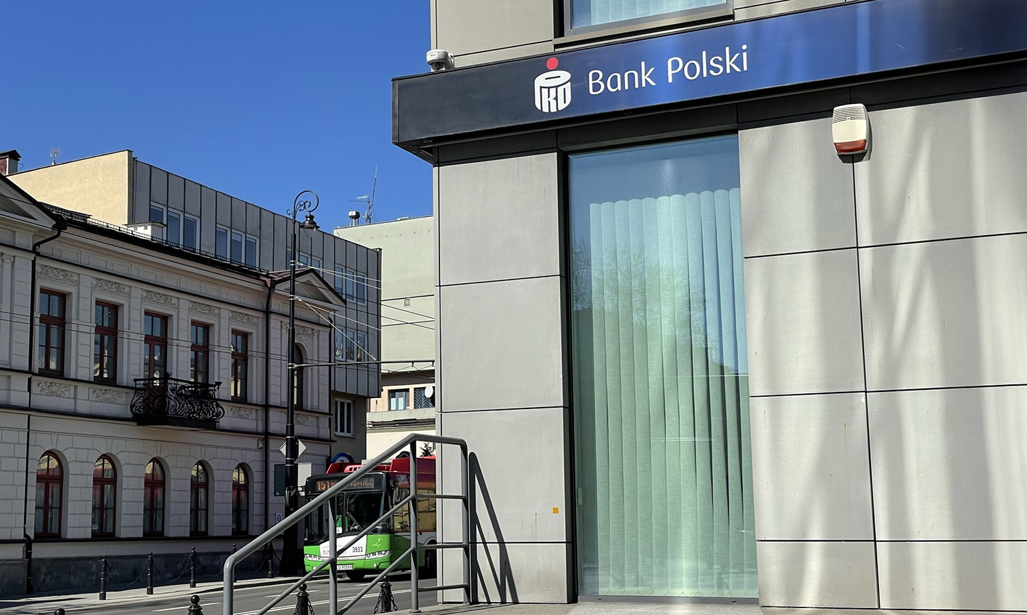PKO BP kokietuje klientów nowością. Nie warto zwlekać