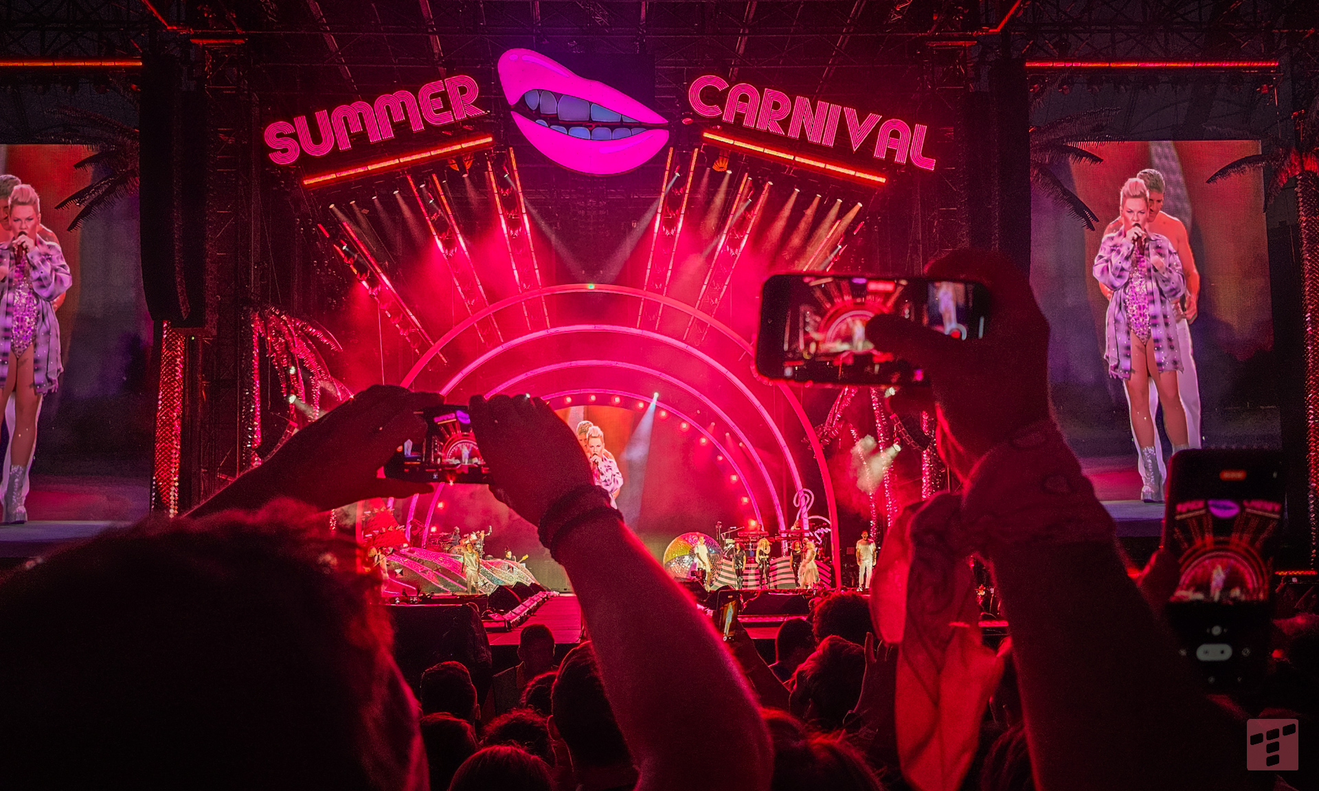 Live Nation jak Ryanair. Torebka stała się płatnym bagażem