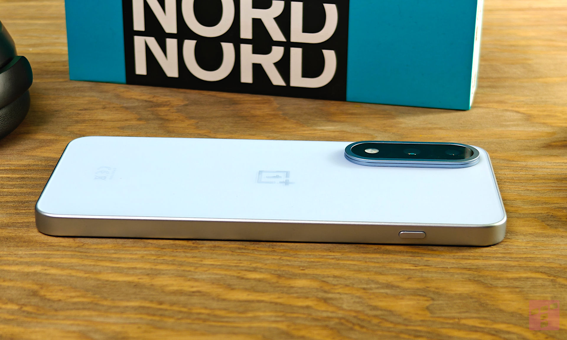 OnePlus Nord 5 bije średniaki, ale do flagowca sporo mu brakuje (test)