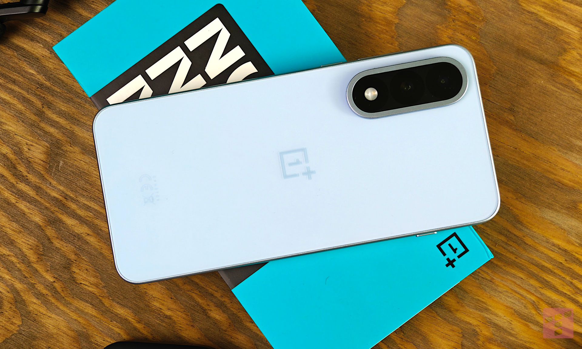 OnePlus Nord 5 bije średniaki, ale do flagowca sporo mu brakuje (test)