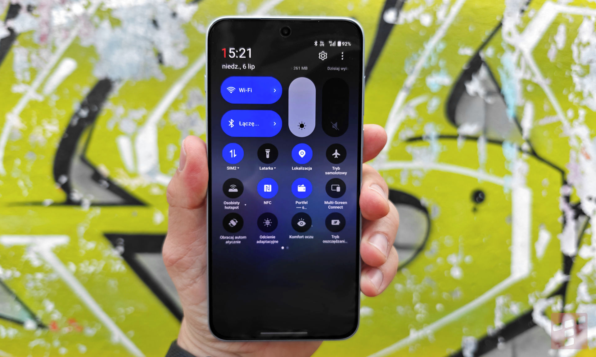 OnePlus Nord 5 bije średniaki, ale do flagowca sporo mu brakuje (test)