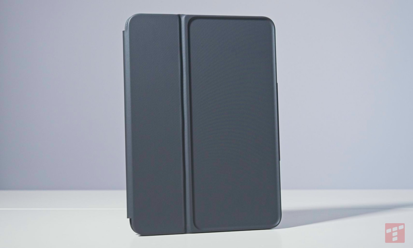 Etui z kryzysem tożsamości. Test Logitech Flip Folio