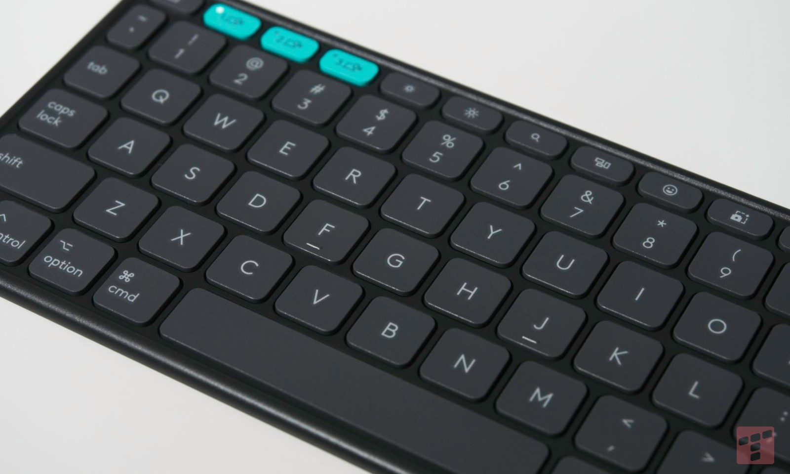 Etui z kryzysem tożsamości. Test Logitech Flip Folio